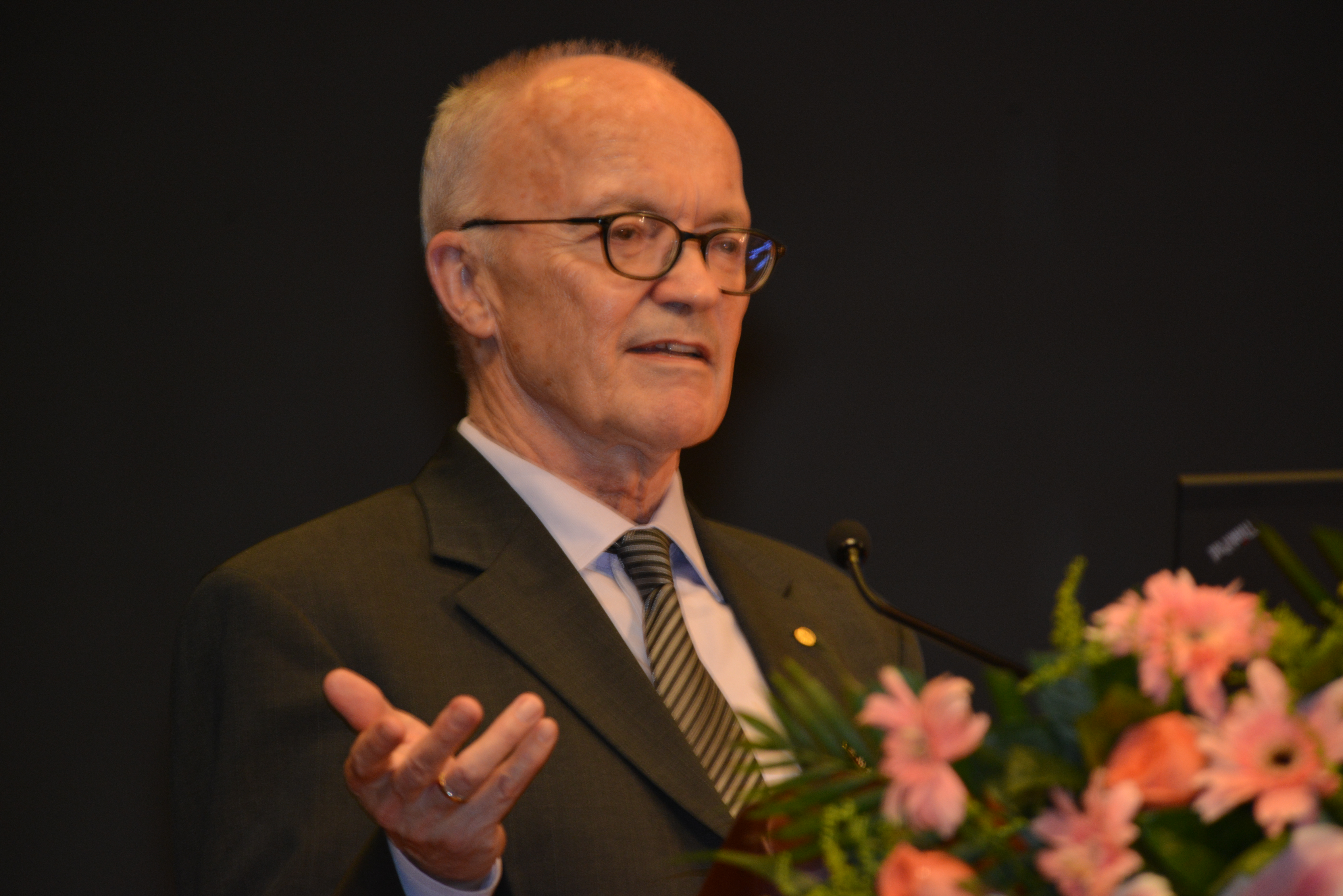 Nobel laureates Finn Kydland at keynote speeches